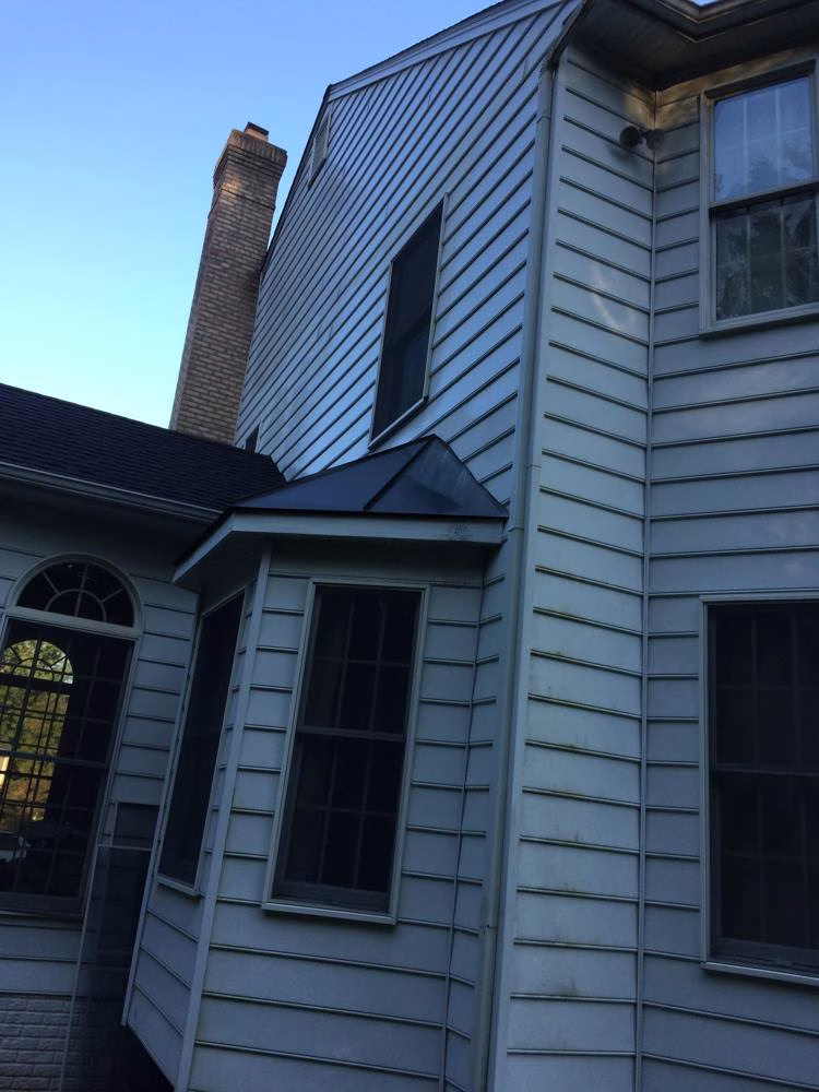 House exterior in North Potomac before house washing
